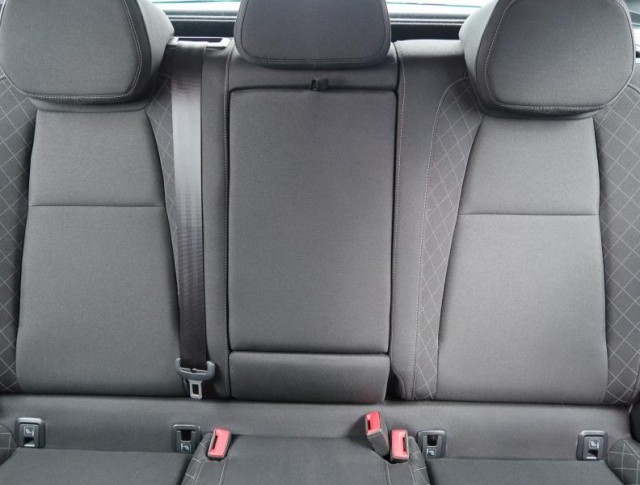 Škoda Karoq  1.6 TDI Ambition