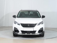 Peugeot 3008  1.5 BlueHDi Family