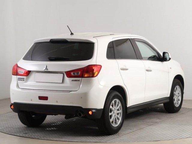 Mitsubishi ASX  1.6 MIVEC 