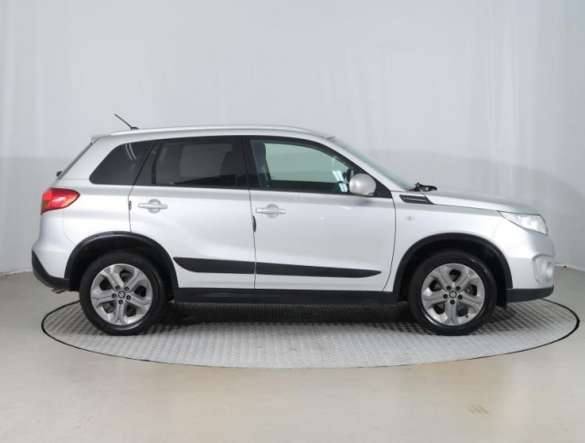 Suzuki Vitara  1.6 VVT Comfort