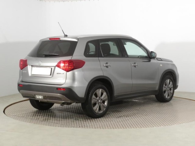 Suzuki Vitara  1.0 BoosterJet GL +