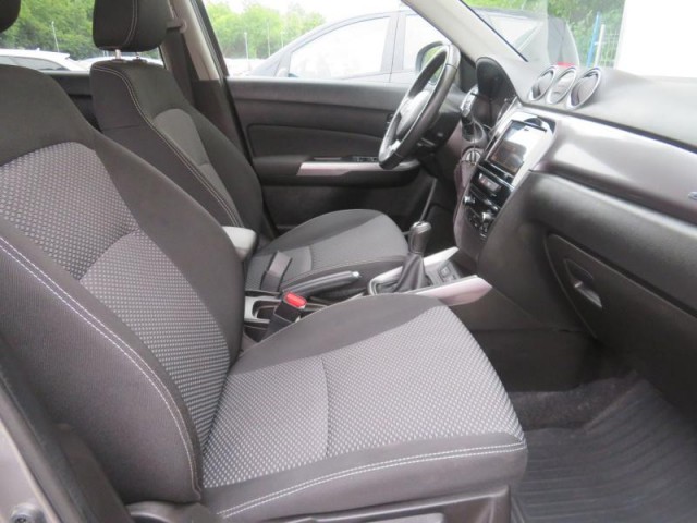 Suzuki Vitara  1.0 BoosterJet GL +