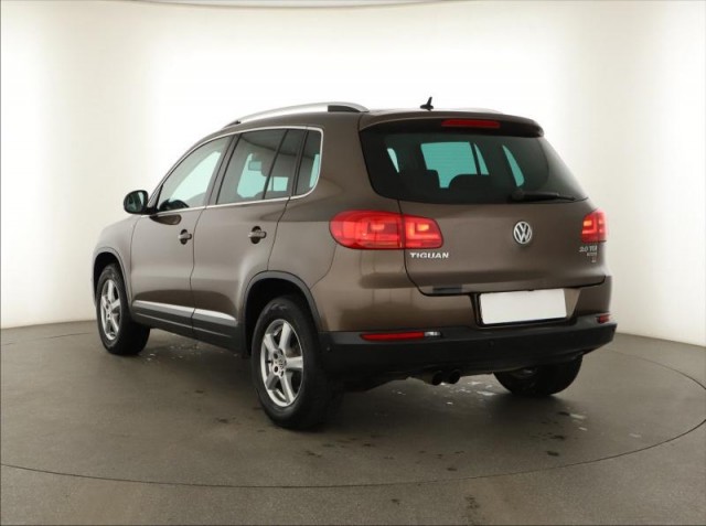 Volkswagen Tiguan  2.0 TDI 