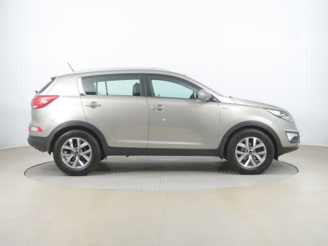 Kia Sportage  2.0 CRDi Silver