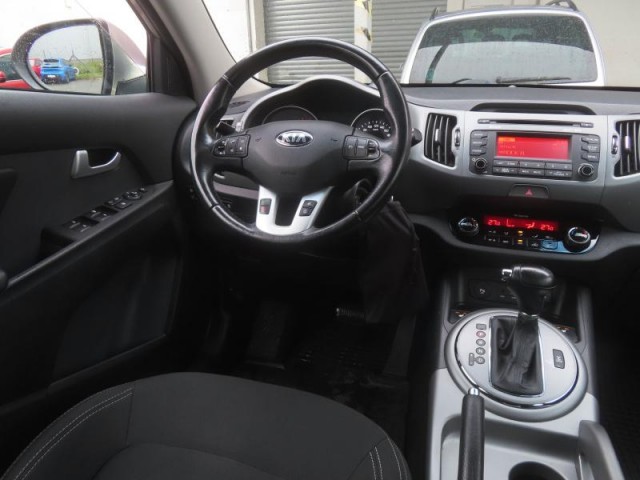 Kia Sportage  2.0 CRDi Silver