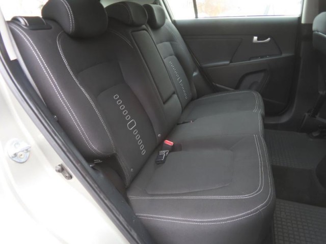 Kia Sportage  2.0 CRDi Silver