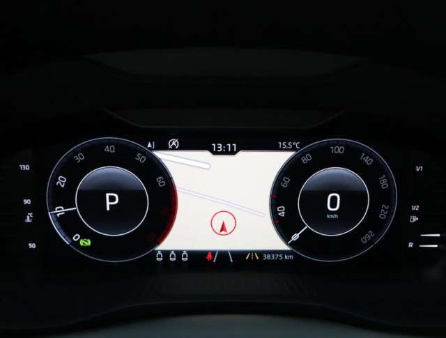 Škoda Karoq  1.5 TSI 