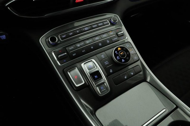 Hyundai Santa Fe  2.2 CRDi 