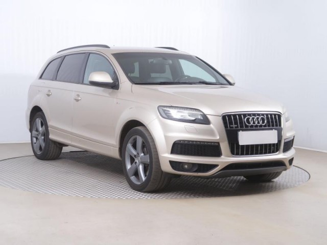 Audi Q7  3.0 TDI S-Line