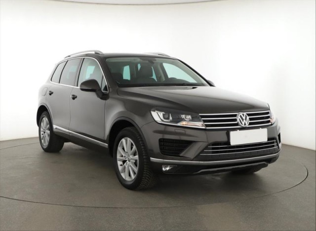 Volkswagen Touareg  3.0 TDI 