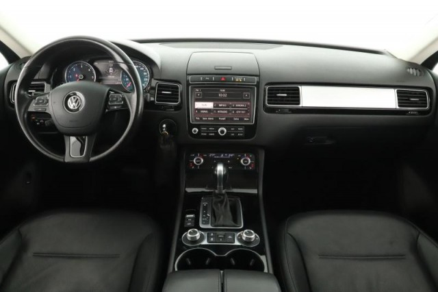 Volkswagen Touareg  3.0 TDI 