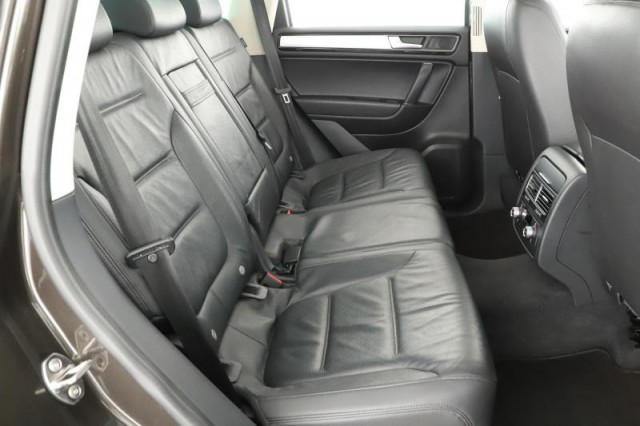 Volkswagen Touareg  3.0 TDI 