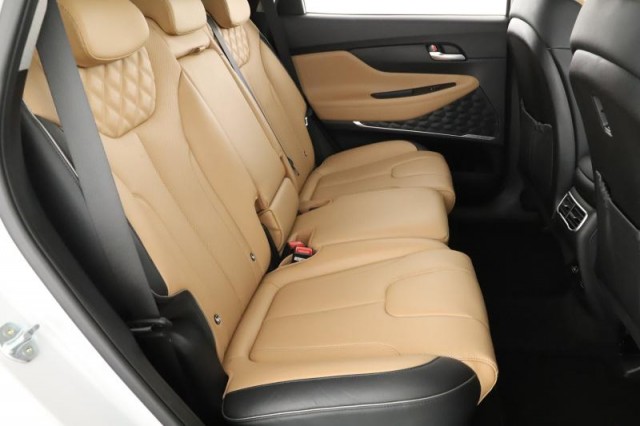 Hyundai Santa Fe  Hybrid 