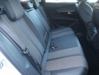 Peugeot 3008  1.5 BlueHDi 