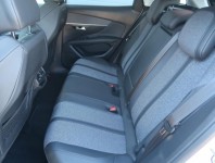 Peugeot 3008  1.5 BlueHDi 