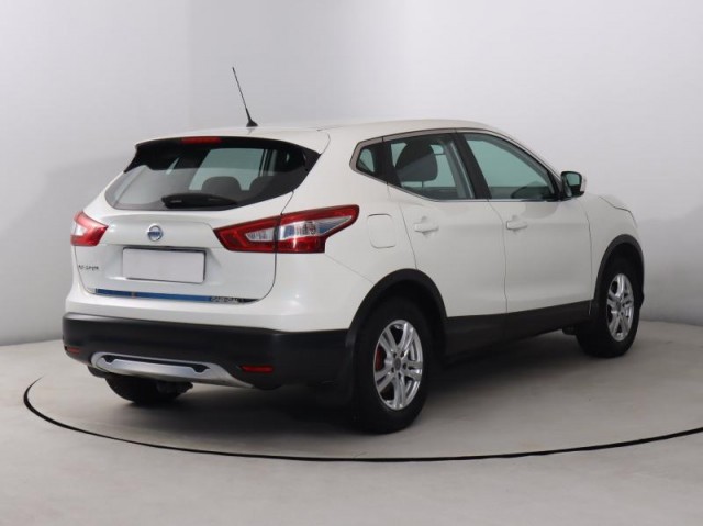 Nissan Qashqai  1.2 DIG-T 