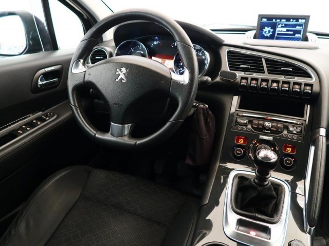 Peugeot 3008  1.6 HDi 