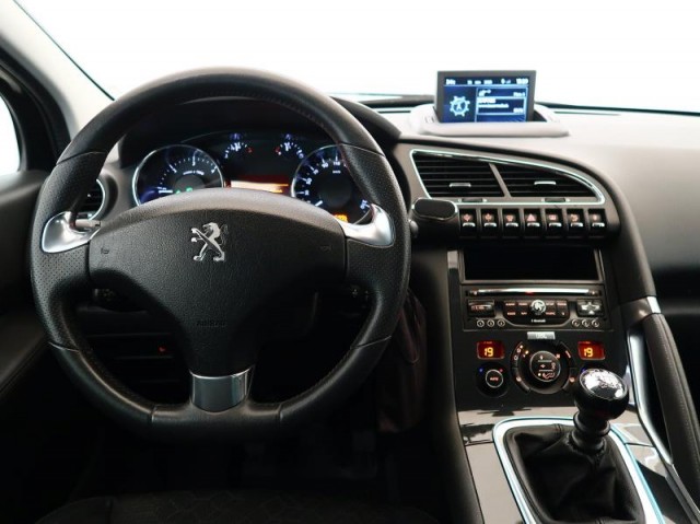 Peugeot 3008  1.6 HDi 