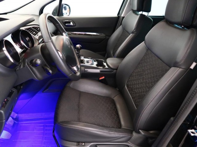 Peugeot 3008  1.6 HDi 