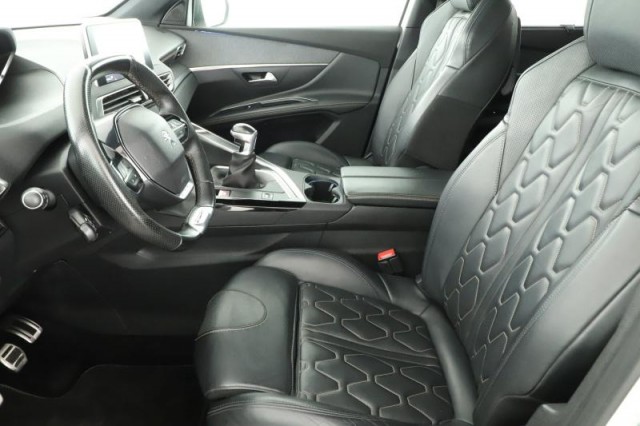 Peugeot 5008  1.5 BlueHDi GT Line