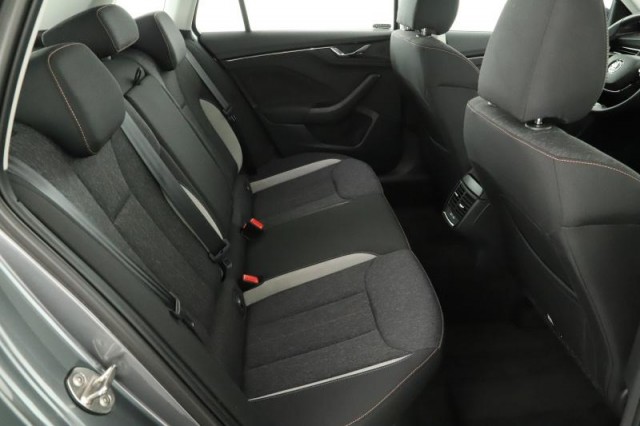 Škoda Kamiq  1.0 TSI Style