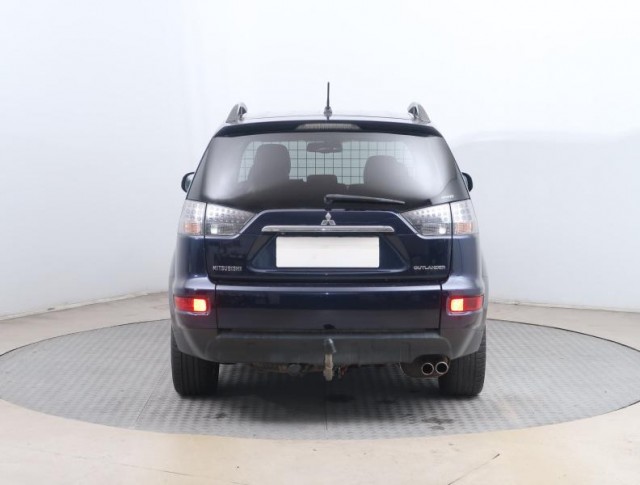 Mitsubishi Outlander  2.2 DI-D 