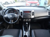 Mitsubishi Outlander  2.2 DI-D 