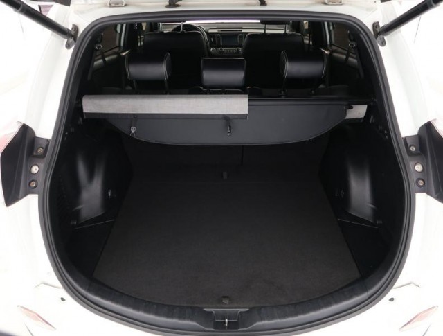 Toyota RAV 4  2.0 VVT-i 