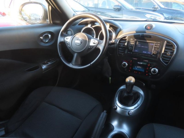 Nissan Juke  1.6 i Tekna