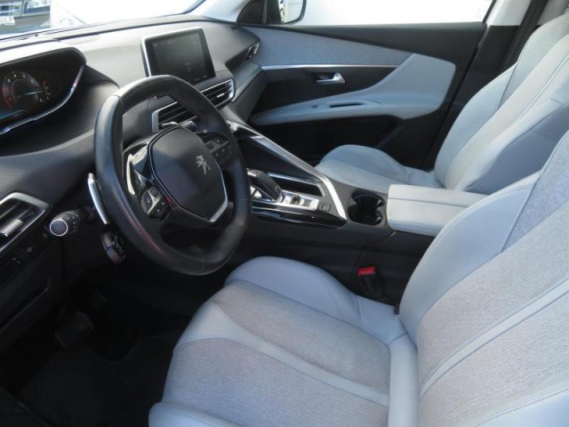 Peugeot 5008  1.6 THP Access