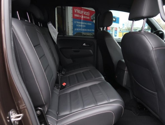 Volkswagen Amarok  V6 3.0 TDI Aventura