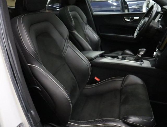 Volvo XC60  D5 AWD R-Design