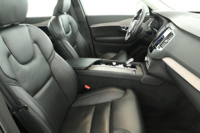 Volvo XC90  B5 AWD Inscription