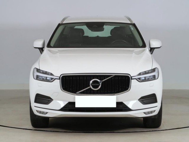 Volvo XC60  B4 AWD Momentum