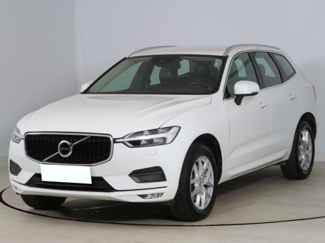 Volvo XC60  B4 AWD Momentum