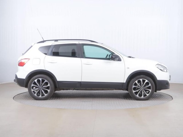 Nissan Qashqai  1.6 Visia