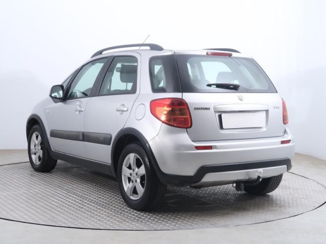 Suzuki SX4  1.5 VVT GL