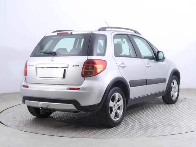 Suzuki SX4  1.5 VVT GL