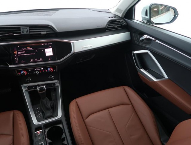 Audi Q3  45 TFSI Advanced