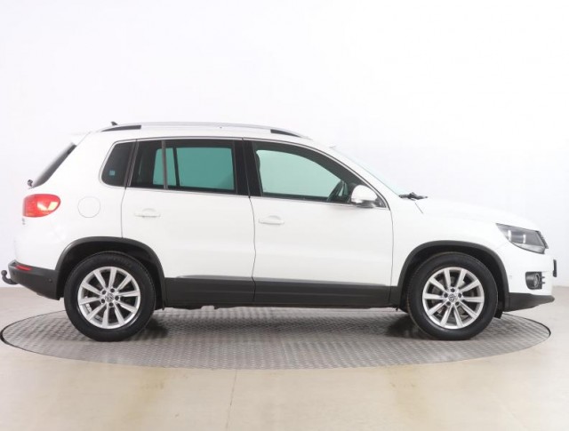 Volkswagen Tiguan  2.0 TDI 