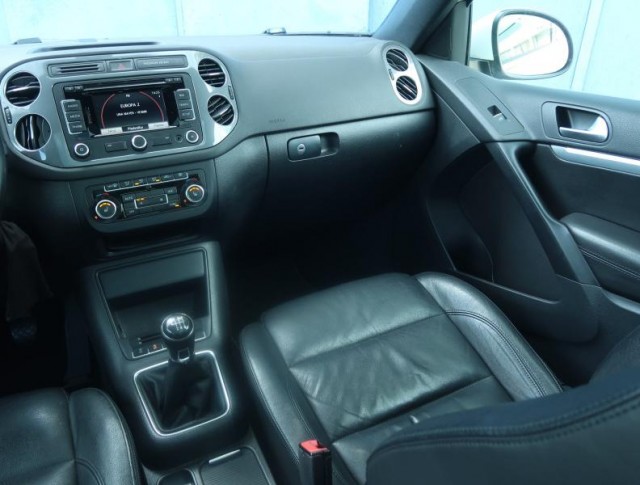 Volkswagen Tiguan  2.0 TDI 