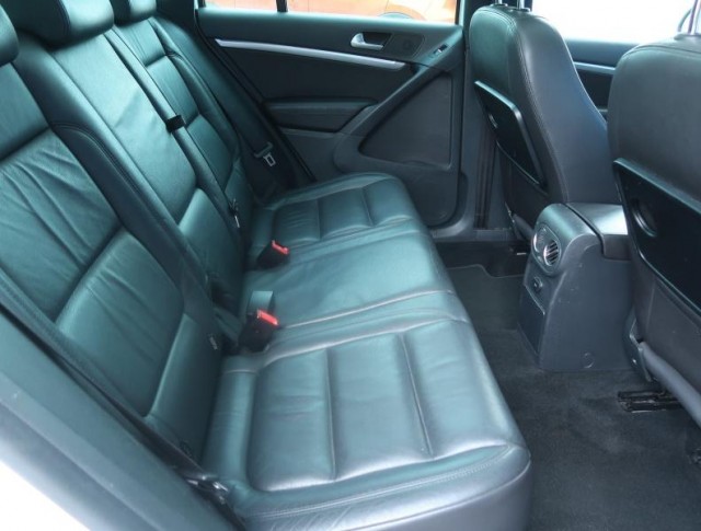 Volkswagen Tiguan  2.0 TDI 