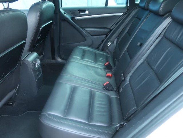 Volkswagen Tiguan  2.0 TDI 