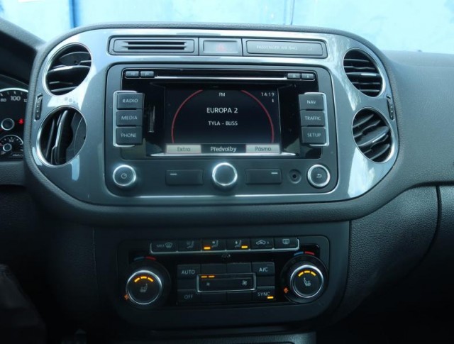 Volkswagen Tiguan  2.0 TDI 