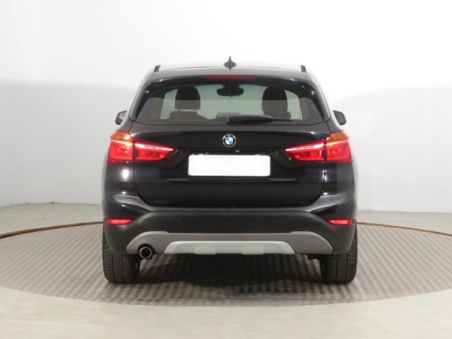 BMW X1  sDrive18d 
