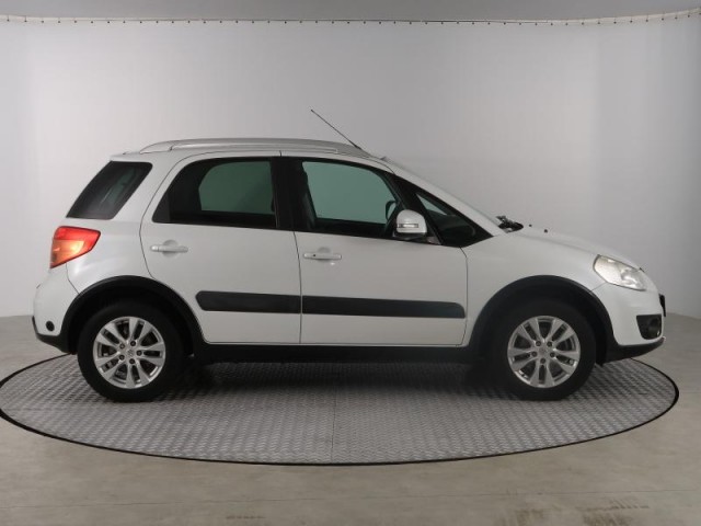Suzuki SX4  1.6 VVT 
