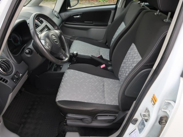 Suzuki SX4  1.6 VVT 
