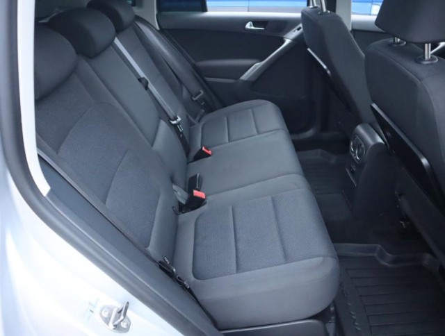 Volkswagen Tiguan  2.0 TDI 