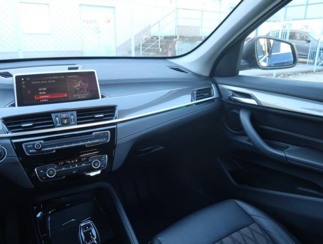 BMW X1  sDrive18d 