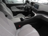 Peugeot 3008  1.2 PureTech 